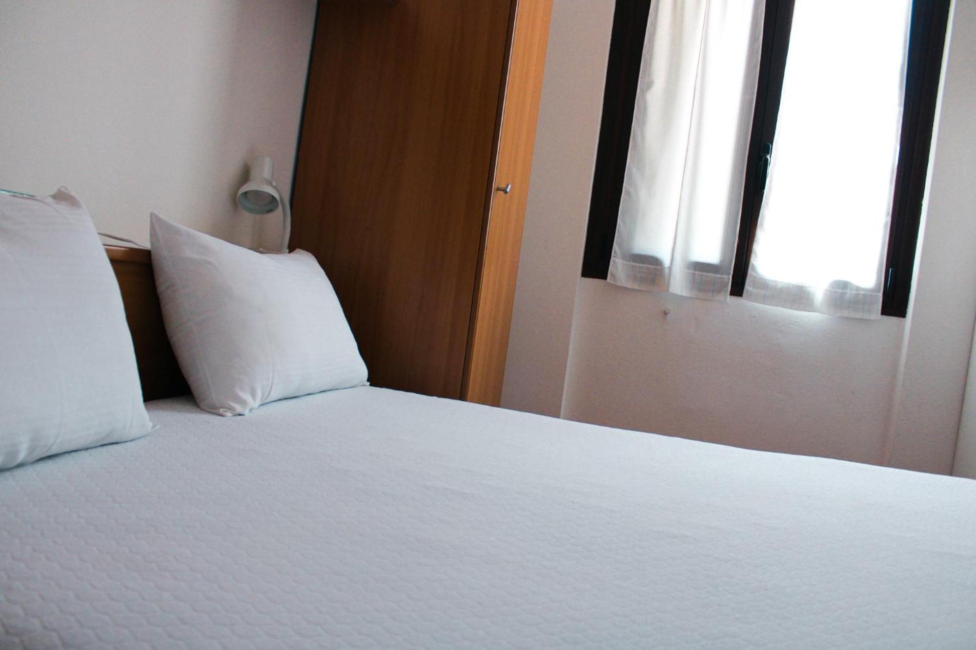 Camping La Rocca Manerba del Garda Exterior foto